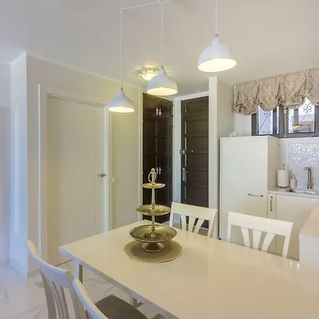 Front Line Parque Santiago 2 Lux Playa de las Americas (Tenerife)